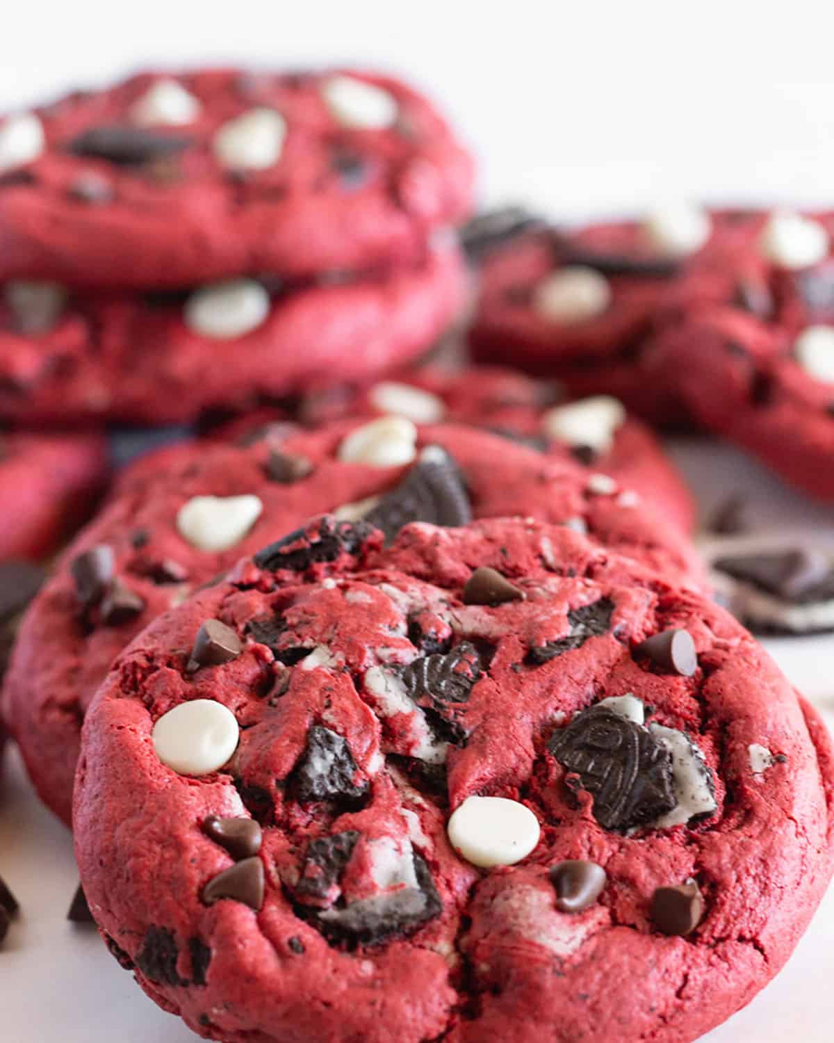 1 dozen Red Velvet Oreo cookies